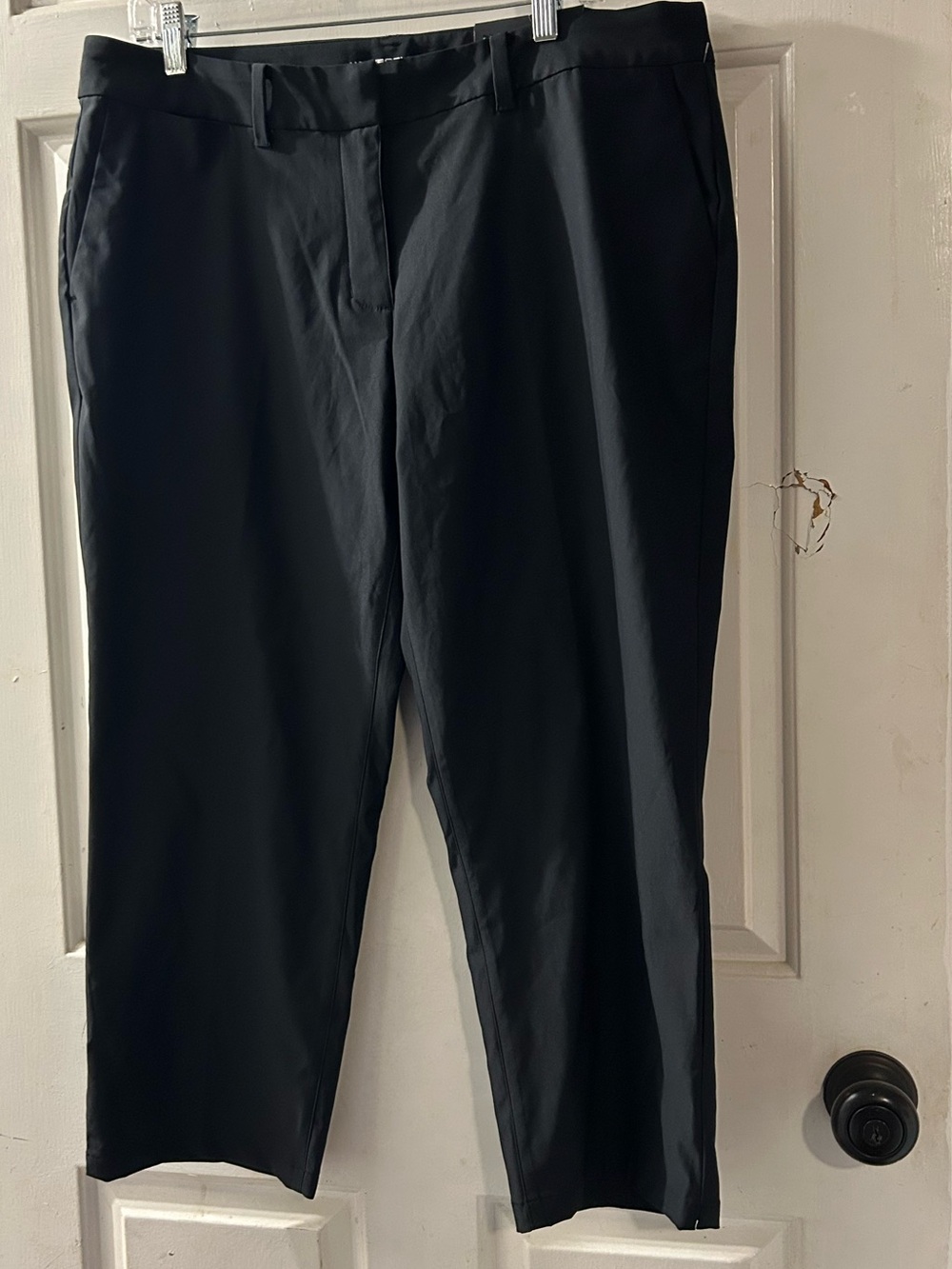 Nike Women's Black Straight-Leg Dress Pants